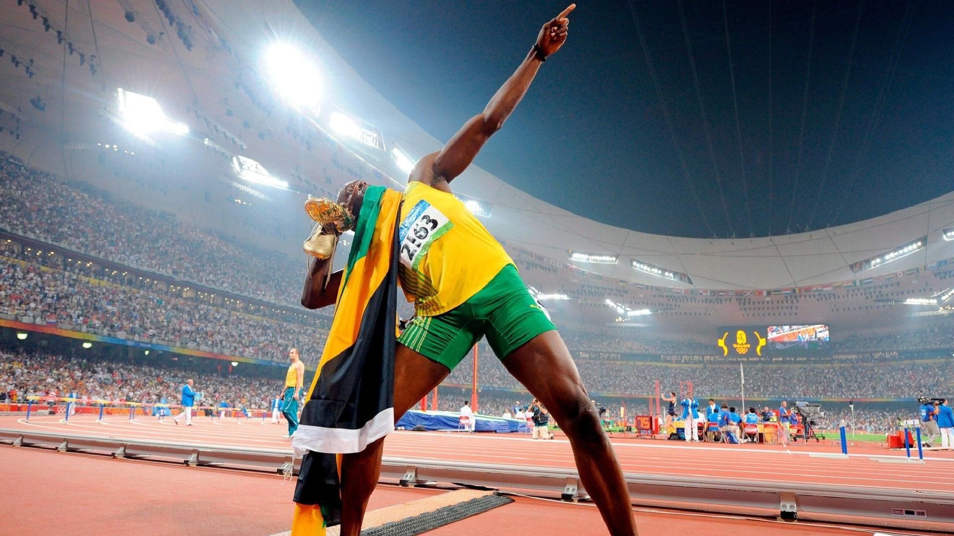 塞内加尔队后卫佩雷斯在巴黎奥运会上表现出色,塞内加尔主帅