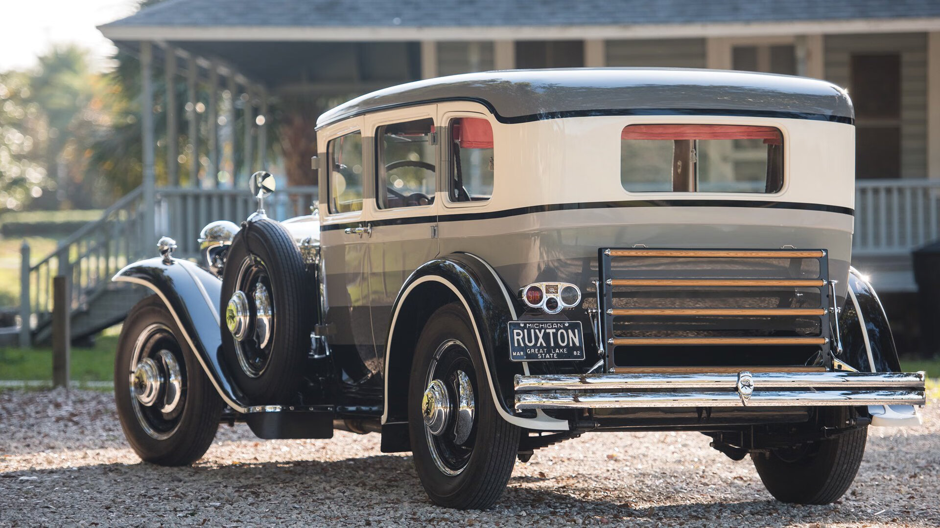 足球战术打法多样化发展,足球比赛战术打法